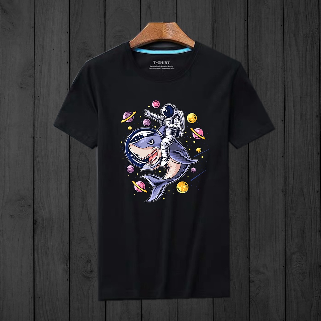 Lilipop Kaos Tshirt Astronot Pria Unisex Baju Distro Basic Lengan Pendek Kasual