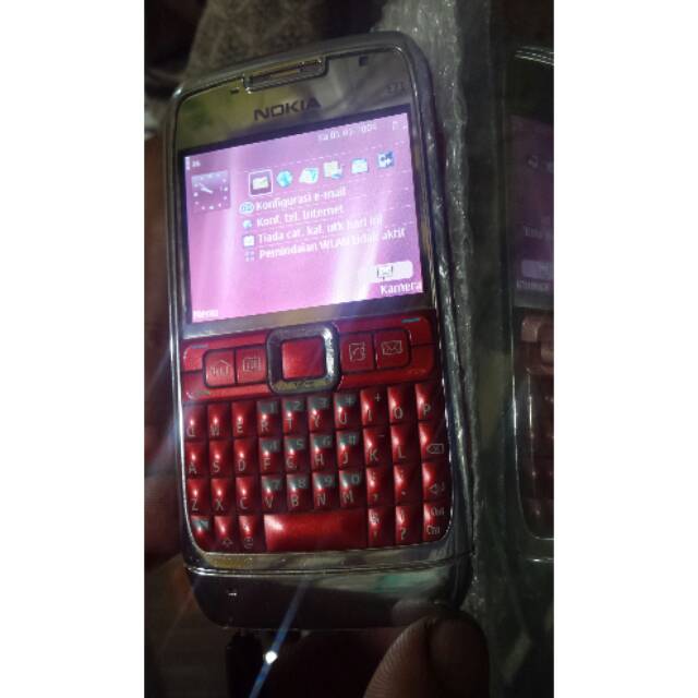 Nokia E71