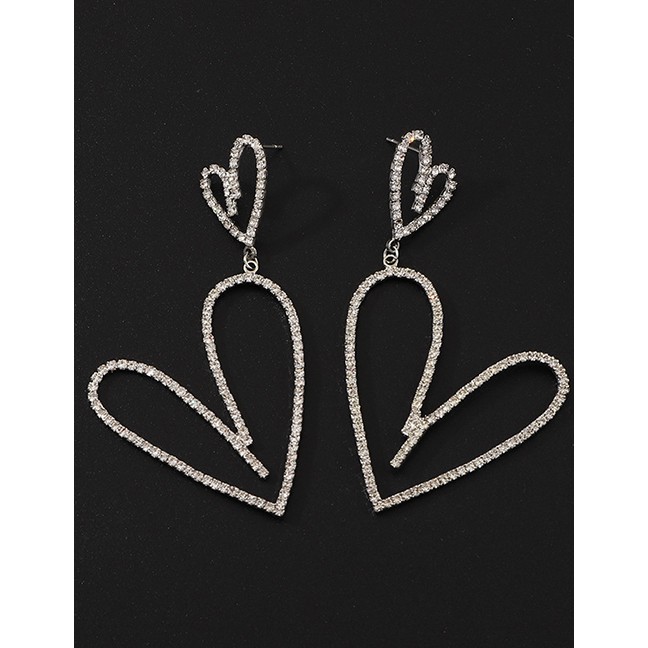 LRC Anting Tusuk Fashion Silver Fringed Full Diamond Love Earrings F87887