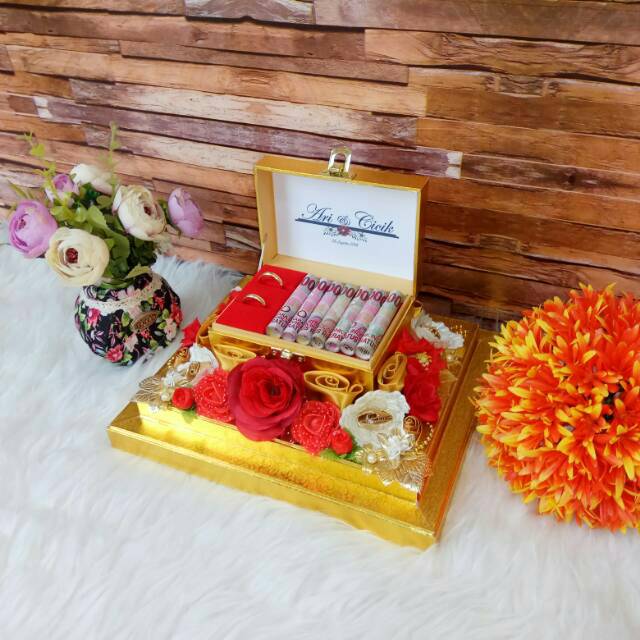 Box cincin/ box perhiasan/ kotak lamaran/ kotak hantaran | Shopee Indonesia