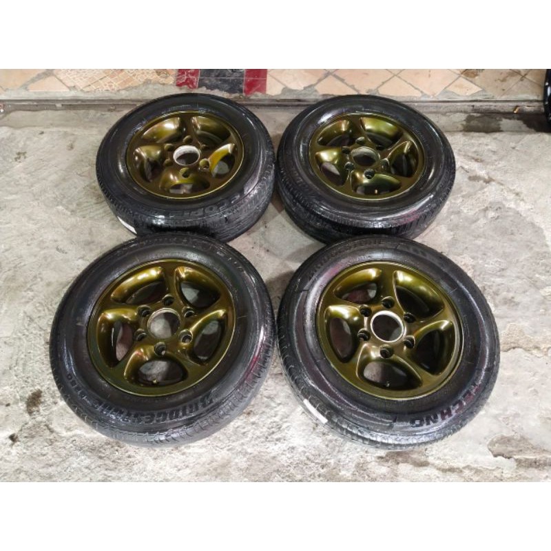 Velg Mobil Bekas STD PANTER Ring 14 Ban 185 70 r14