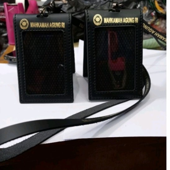 

Trendi Name Tag Id Card Tempat Kartu Plus Tali Logo Mahkamah Agung Ri 2 Muka Hemat