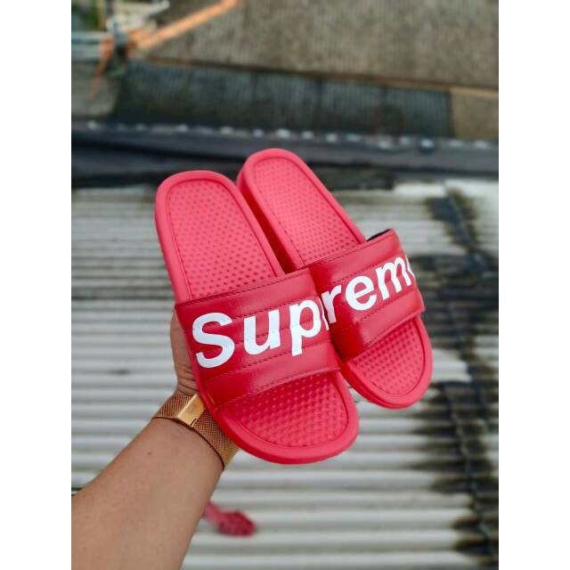sandal supreme original
