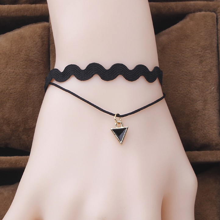 Gelang renda hitam wanita fashion Korea tali