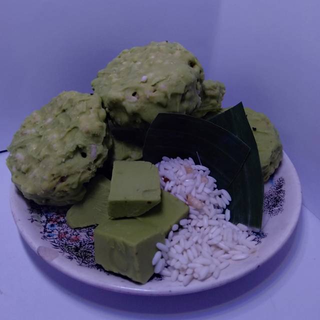 

Rengginang Mini Buah