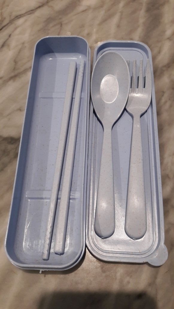 Sendok Garpu Sumpit Set Alat Makan Travel Piknik Bekal Korea