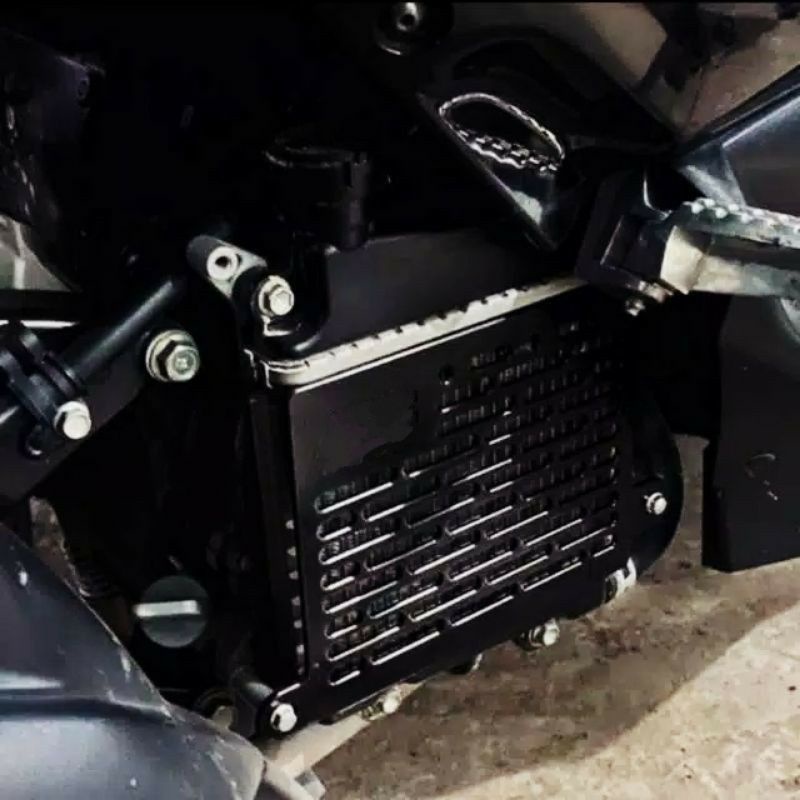 Tutup Radiator Cover Engine Akai Racing honda,Vario 125,vario 150,pcx karbu,pcx lokal,adv 150,yamaha,aerox 155 old/new,lexi,nmax old 2015-2019,nmax new 2020-2021