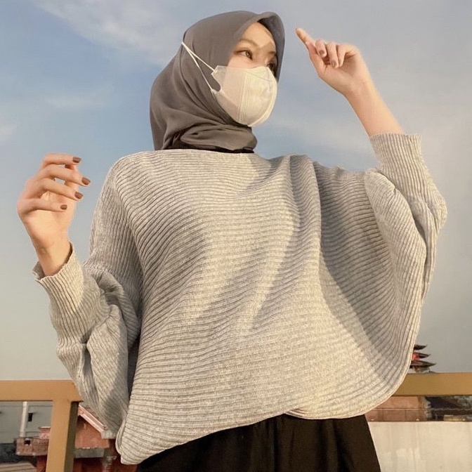 Blouse Becca Sweater Batwing Oversize Lengan Balon Bahan Tebal/Atasan Rajut Wanita/Blouse Twist Batw