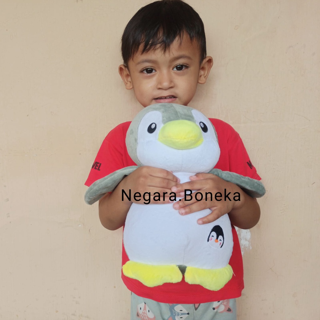 Boneka Pinguin Lucu dan Gemesin ukuran 30 cm