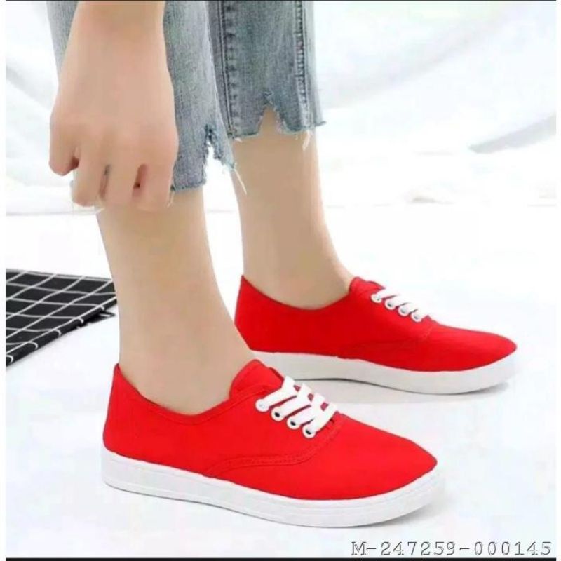 Sepatu Wanita Slip On Tali Kanvas Veli-080