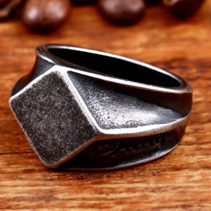 SEUSUK   Cincin Antik Populer Model Viking Gaya Nordic Vintage Warna Silver untuk Wanita