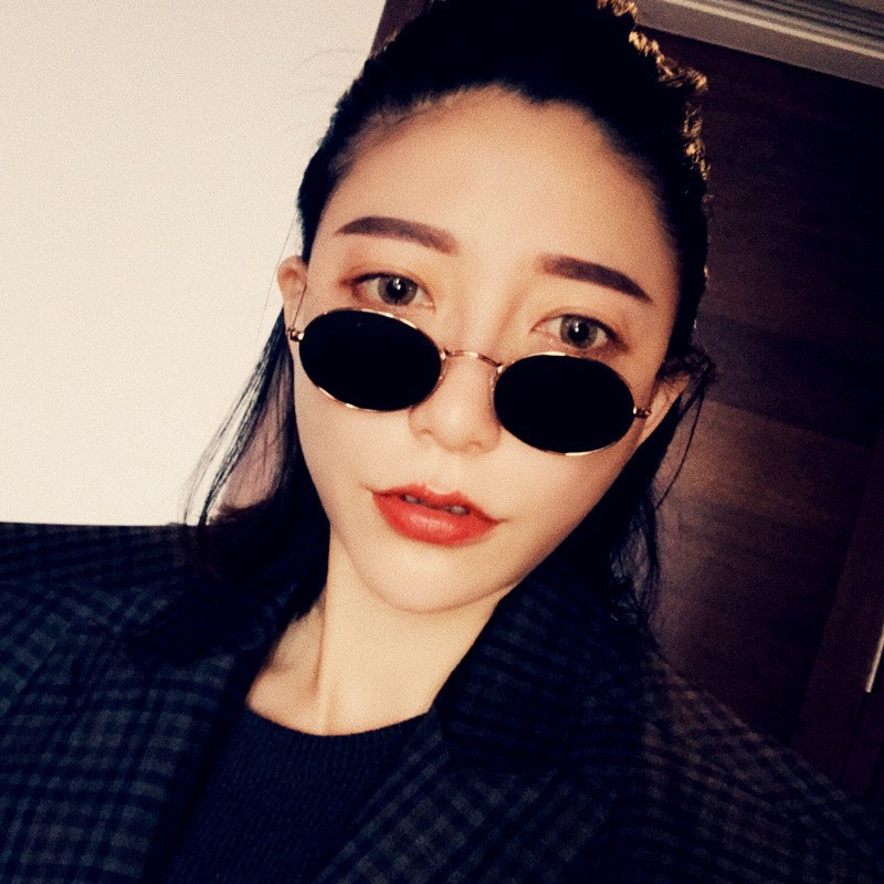 (YUZHU) Kacamata Hitam Bulat Pria/Wanita Korea Ulzzang Harajuku Vintage Style Oval Metal Frame Sunglasses UV Protection