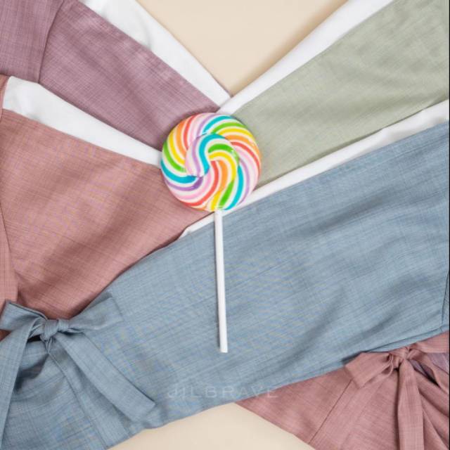 Naya dress dari jilbrave