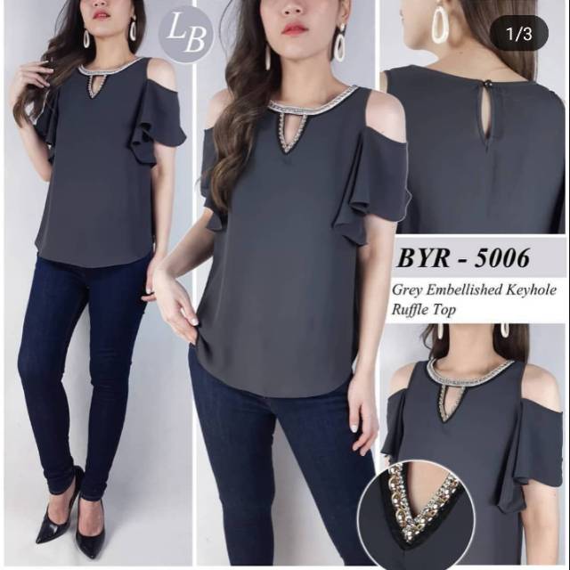 💥New💥Original Grey Ruffle Top by A.Byer