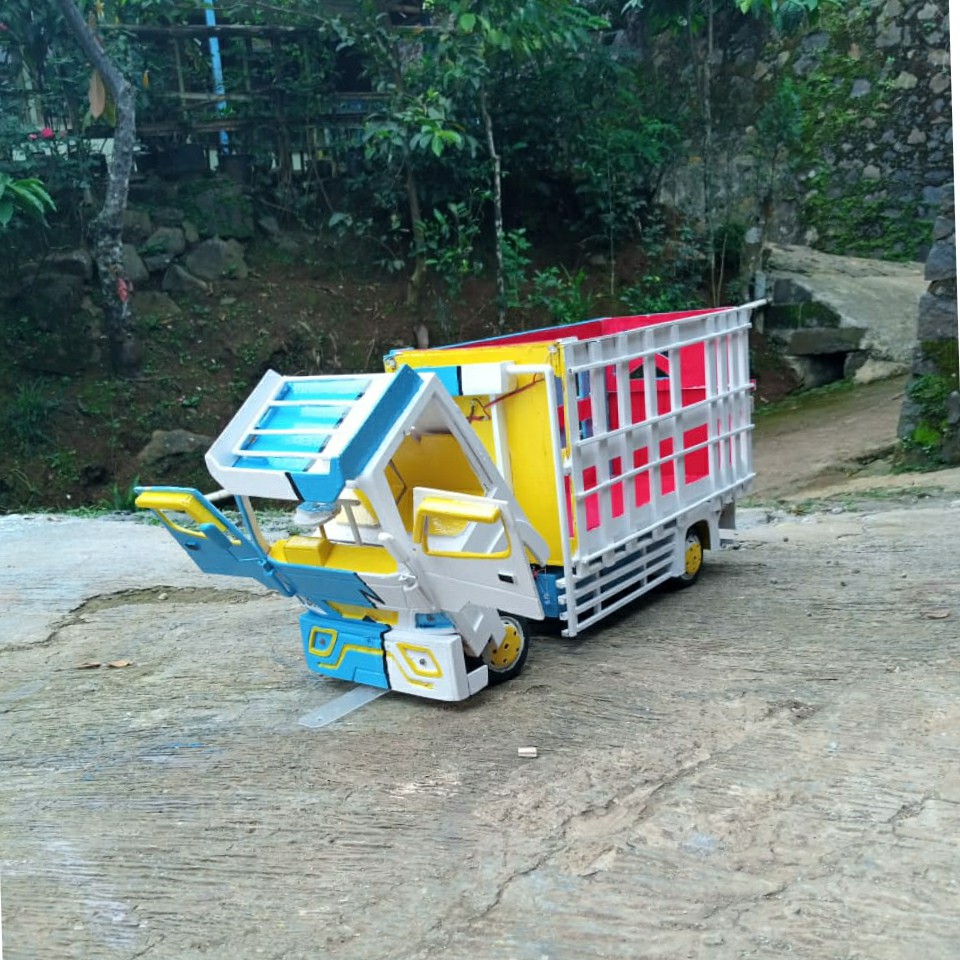 MINIATUR TRUK AYAM / MINIATUR OLENG / MINIATUR TRUK OLENG / TRUK OLENG CHICKEN BALAP