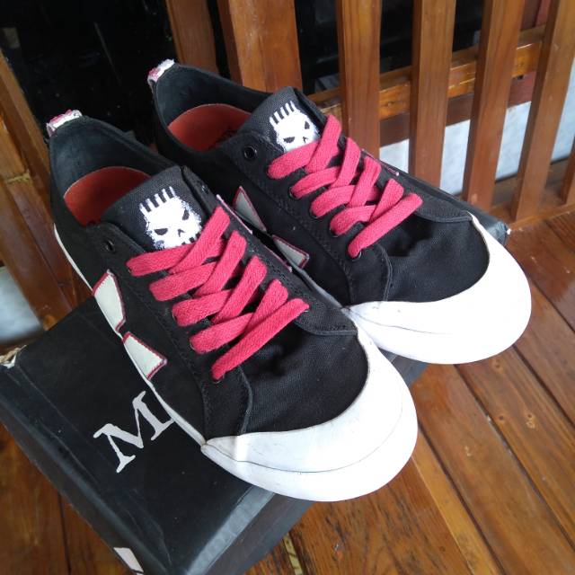 Macbeth Eliot alternative press studio projects- Macbeth Eliot Black cement- Macbeth james