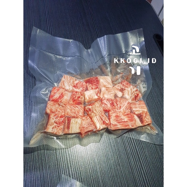

Saikoro Beef Wagyu Meltik / Meltique Cubes Steak Pack