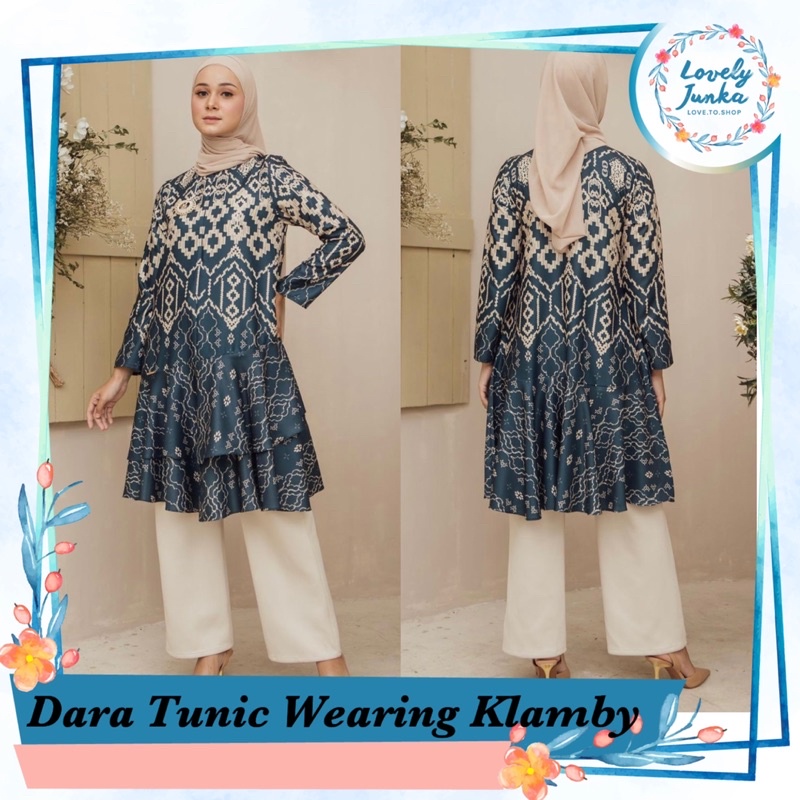 DARA TUNIC WEARING KLAMBY (MULBERRY S)