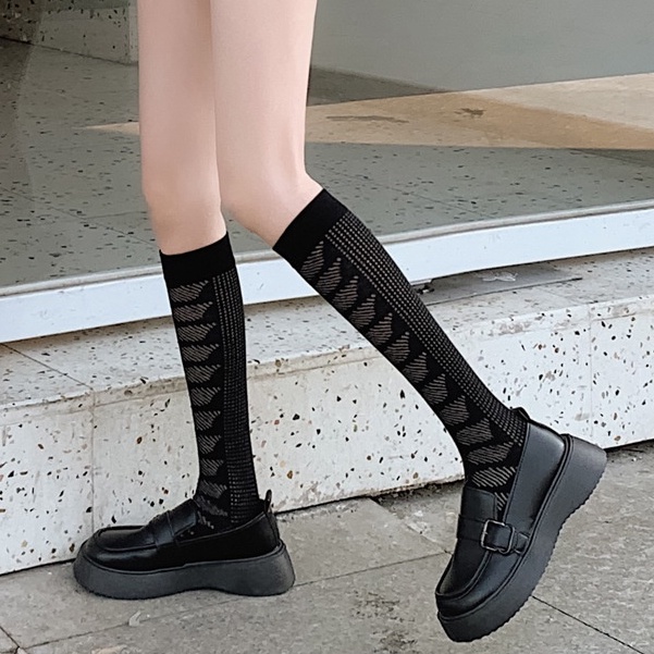 SC07 KAOS KAKI TINGGI SE LUTUT STOCKING TIPIS RINGAN MOTIF LEMBUT IMPORT WOMEN SOCKS ABG HITAM PUTIH