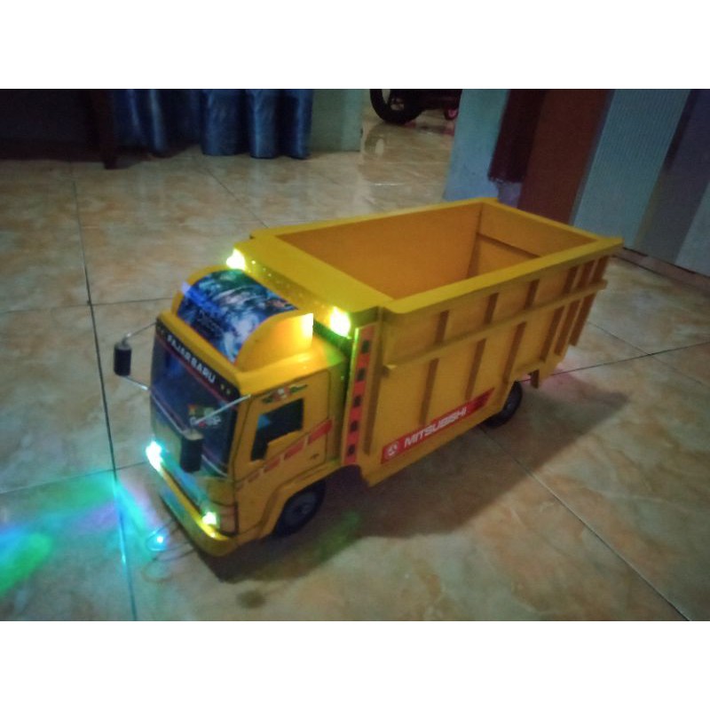 +Lampu klip 3 warna truk oleng warna kuning