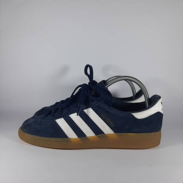 Adidas Munchen Navy Gumsole