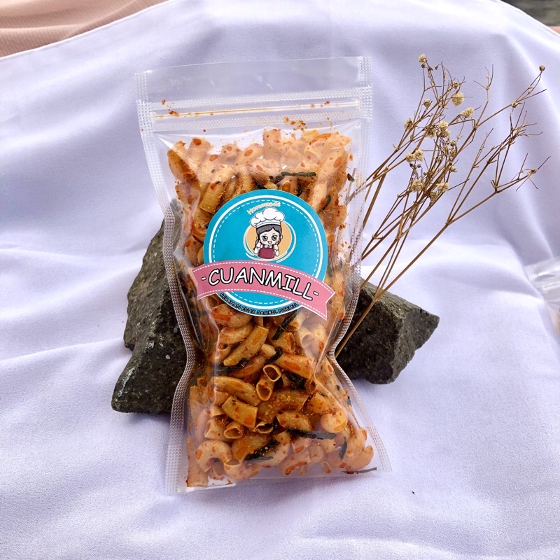 

Cemilan Makaroni Pedas Jeruk 100 gr