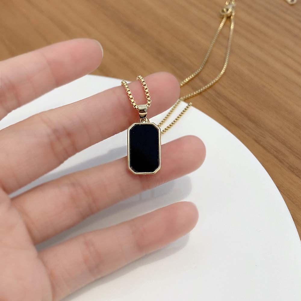 Needway  Geometric Clavicle Chain Simple Alloy Women Necklace Trendy Korean Personality Square Temperament Girls Fashion Jewelry/Multicolor