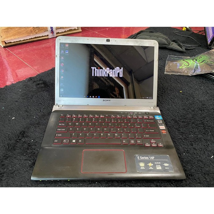 Sony Vaio E series Core i5 Ram 8gb Radeon Backlight