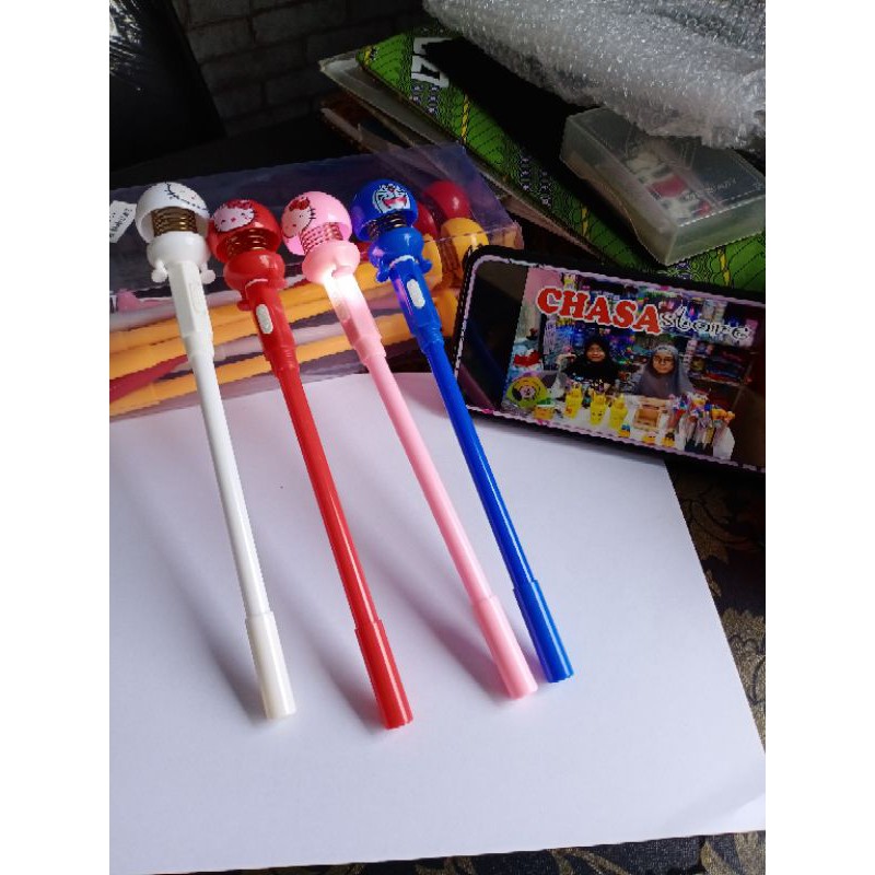 

PULPEN KARAKTER HELLO KITTY & DOREMON LED PER SPRING