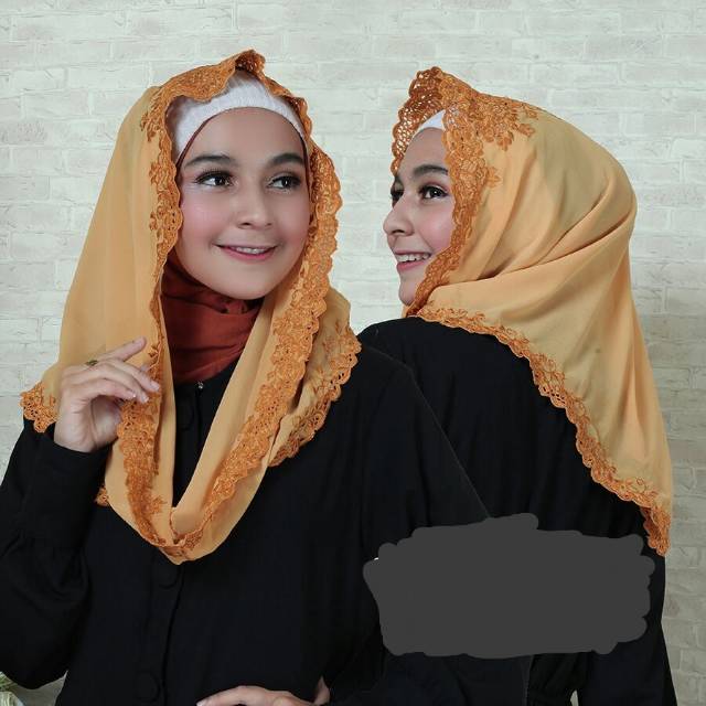 Jilbab instan sorong model Yeni wahid