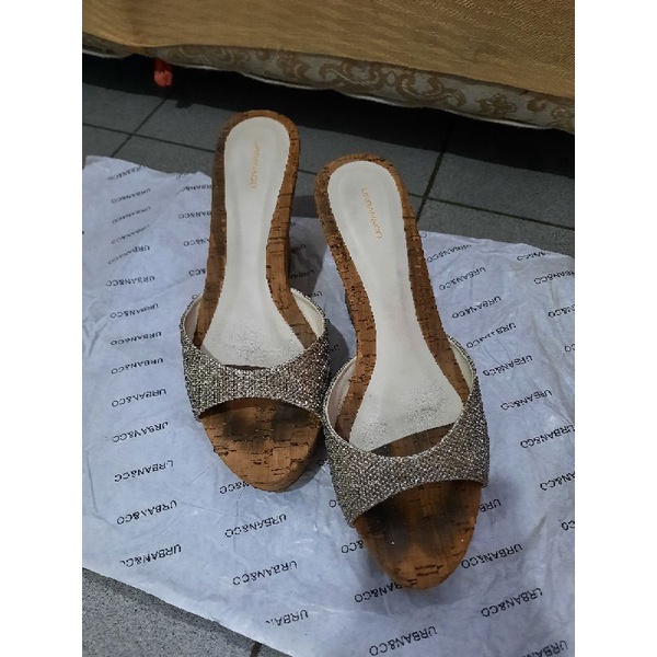 urban n co wedges gold shoes/sepatu wanita sendal jalan pesta