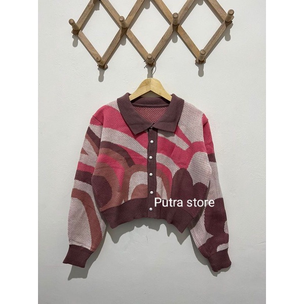 Camelia crop cardy//Atasan rajut wanita