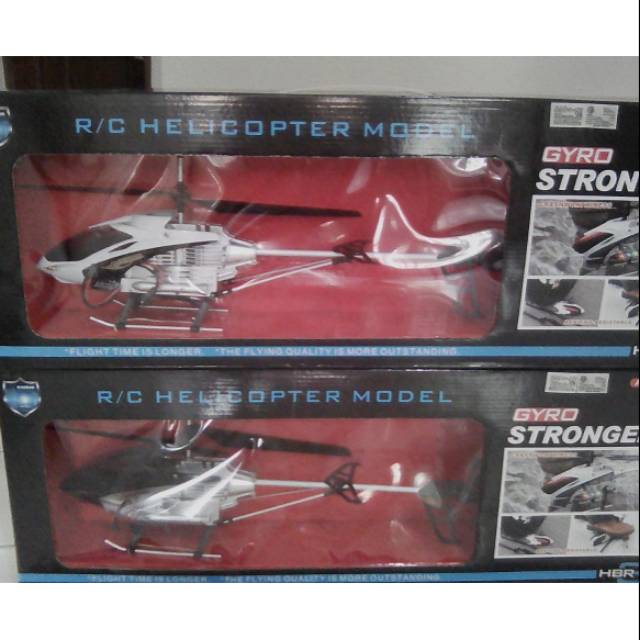 RC helicopter  HBR 3 yg dikendalikan Remote Control  dg 3,5 channel,