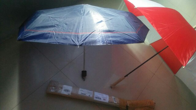 Payung Tongkat Bicolor Merah Putih  Kombinasi Promosi Murah Supplier Hut Ri 17an 17 Agustus Sablon