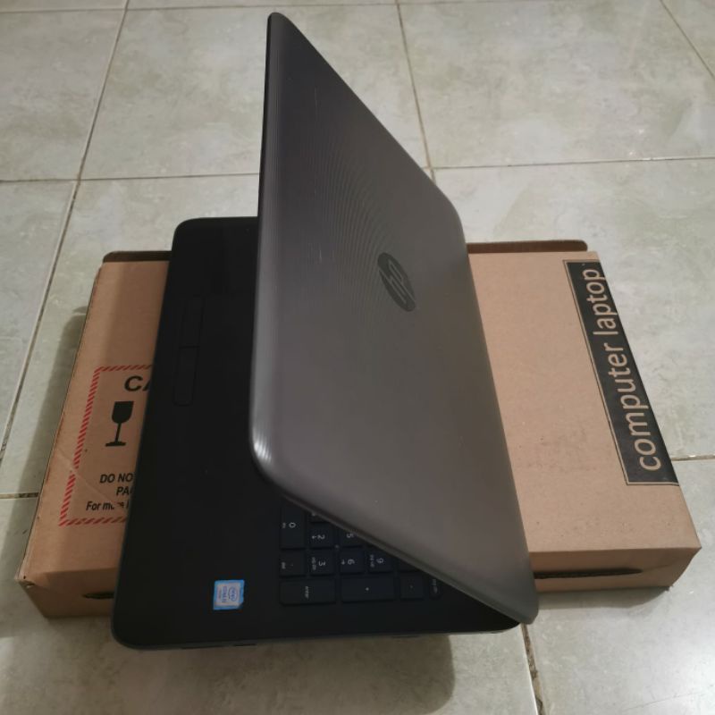 Laptop HP 250 G5 Cor i3-6006U Gen 6 Ram 4GB HDD 500 Layar 15 inc HD Graphic 520 Windows 10 mulua