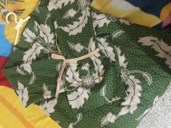 Iriana Tunik Batik Florist Bunga Daun