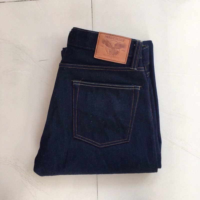 Mischief Iron Label 19oz