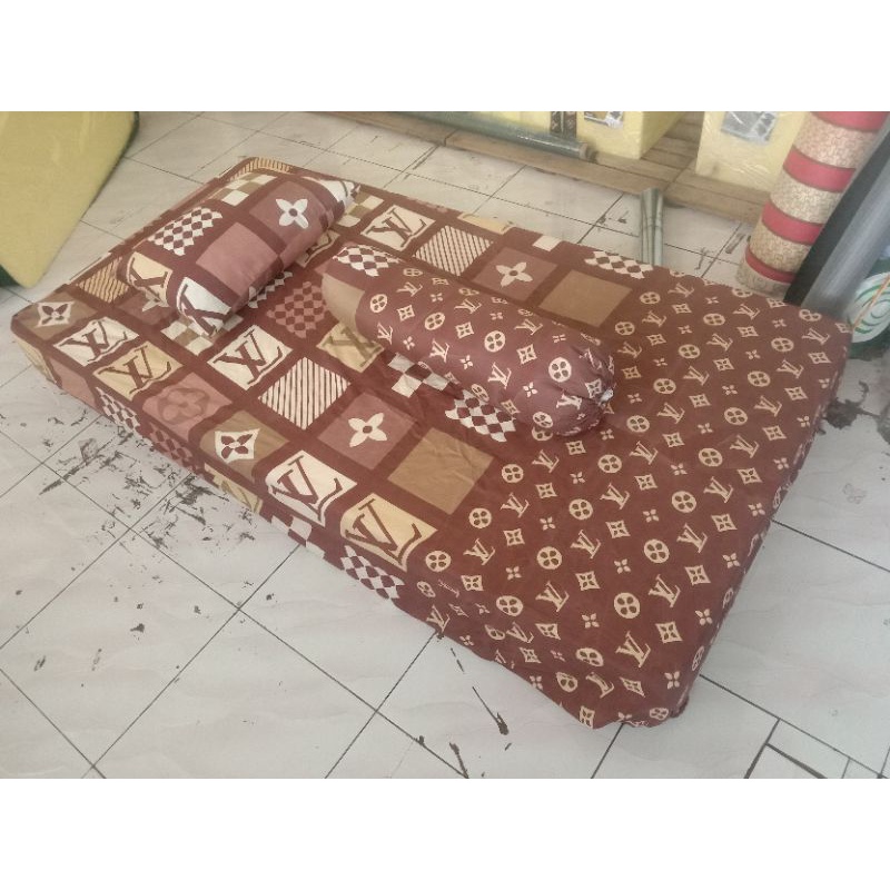 SPREI KATUN BERKARET SIAP PAKAI