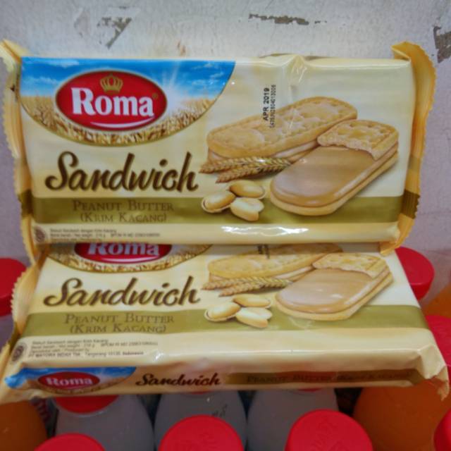 Roma Sandwich Biscuit Peanut Butter 216gr