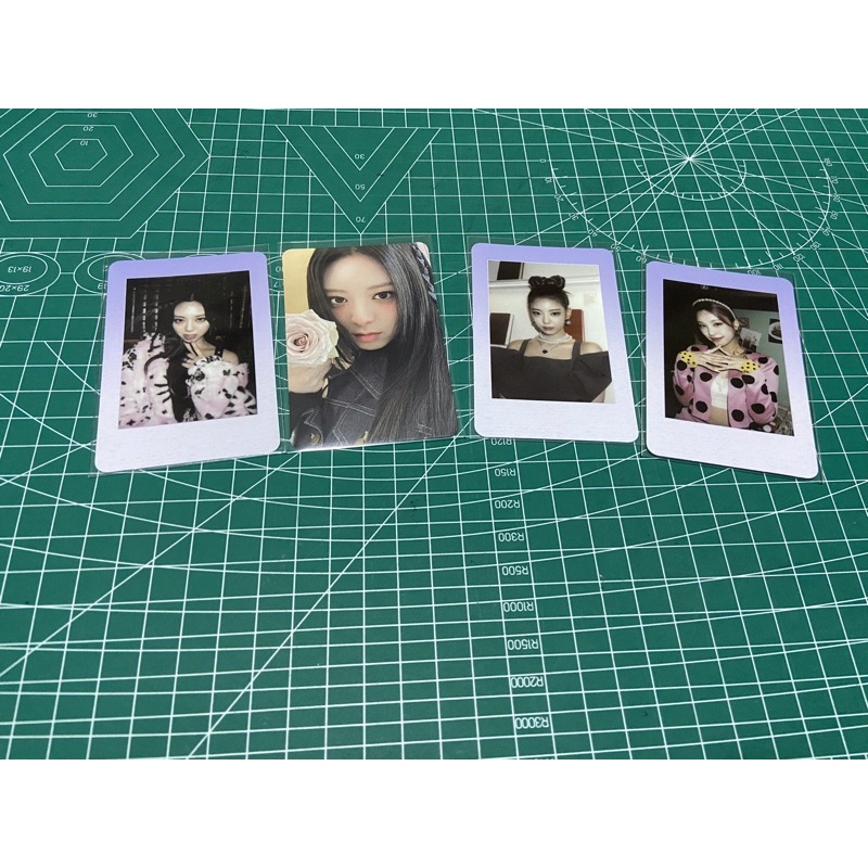 ITZY PHOTOCARD ERA CRAZY IN LOVE // YEJI LIA CHAERYEONG RYUJIN YUNA // BENE SYNNARA