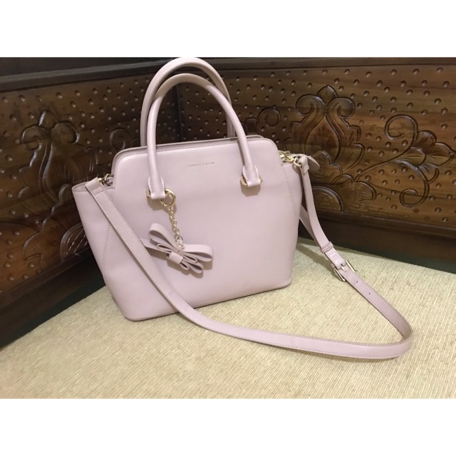 Prelove tas charles n keith original