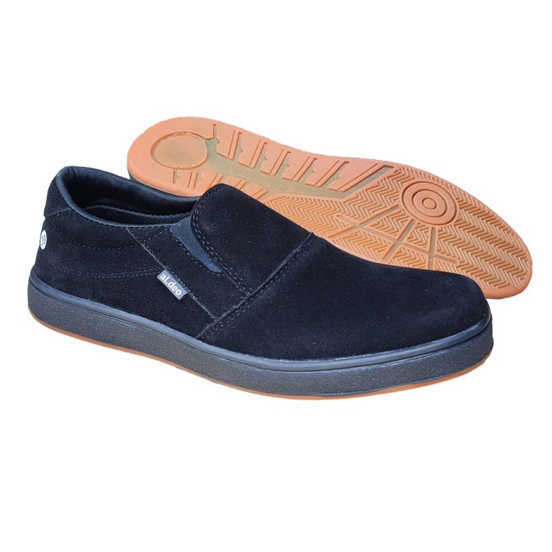 Aldeo P210 Sepatu Slip On Pria Casual Hitam Polos Slop Kasual Tanpa Tali Buat Kerja Sekolah