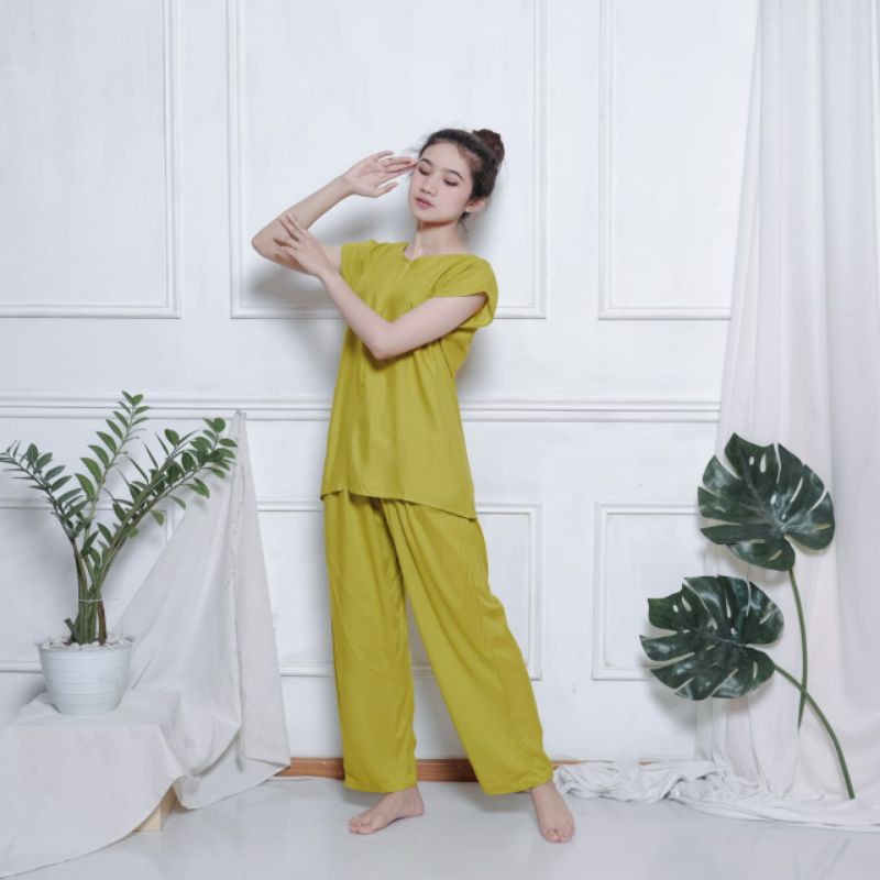 one set pajamas polos lengan pendek