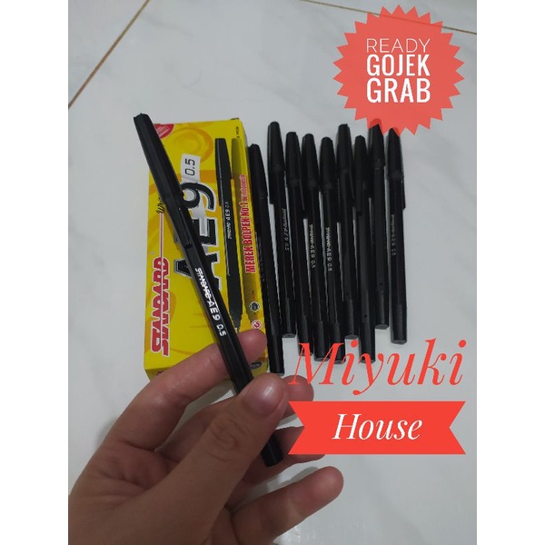 

Ballpoint Pulpen Hitam Standard AE-9