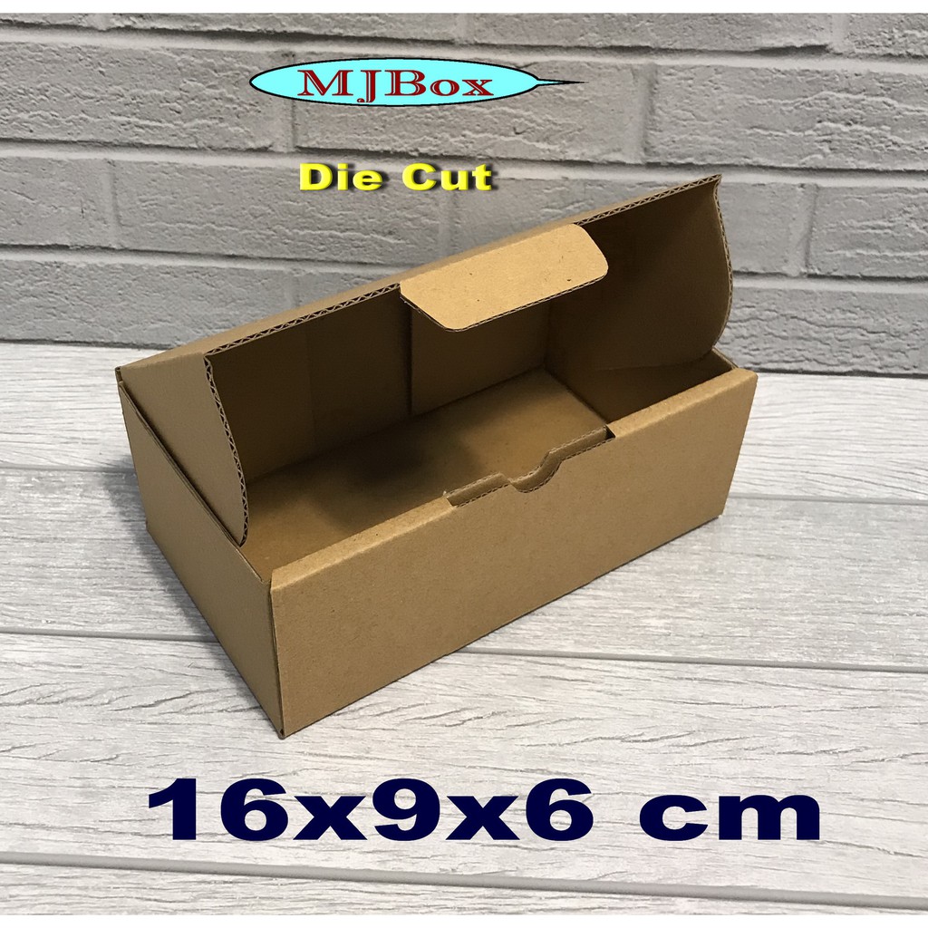 

Kardus 16 x 9 x 6 cm ........Die Cut ( untuk pembelian di atas 10 pcs harga lebih murah )