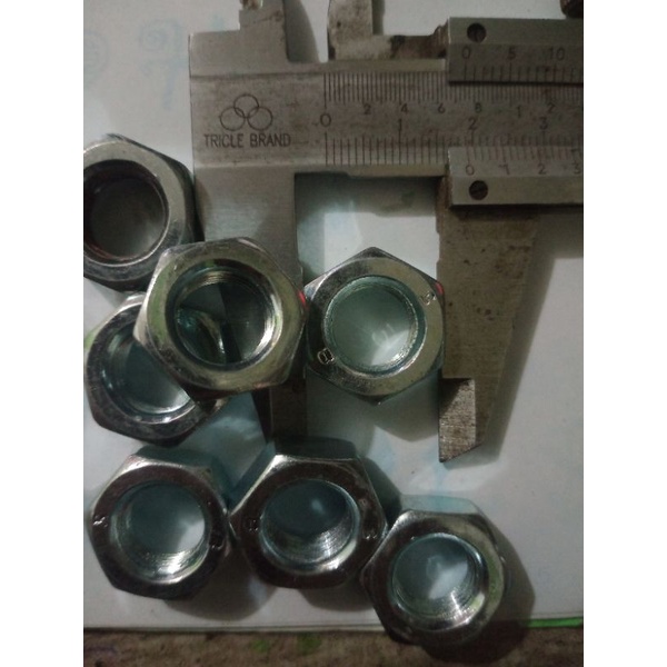 (1PCS) Mur cvt/kopling vario v150 k19