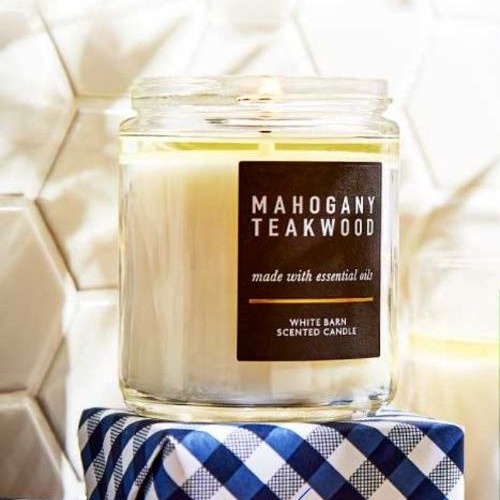 BATH &amp; BODY WORKS BBW MAHOGANY TEAKWOOD MADE WITH ESSENTIAL OILS WHITE BARN 1 WICK SCENTED CANDLE 198 G