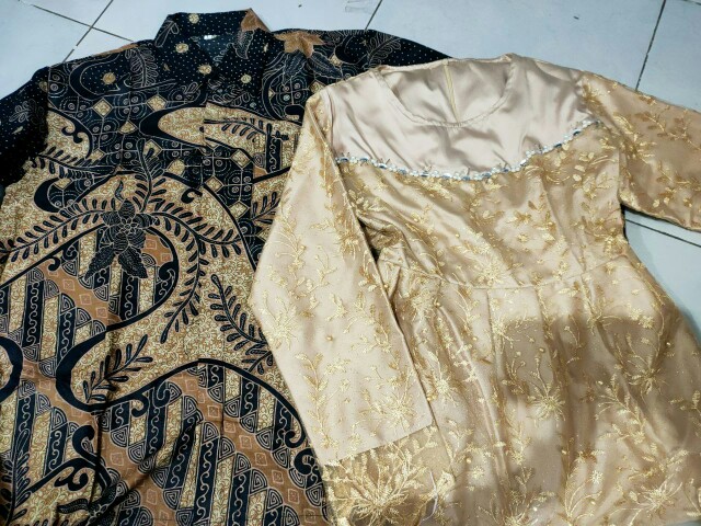 Batik Couple Kebaya Set Salsabila Series Tunangan Lamaran Wisuda Kondangan Kekinian 2021