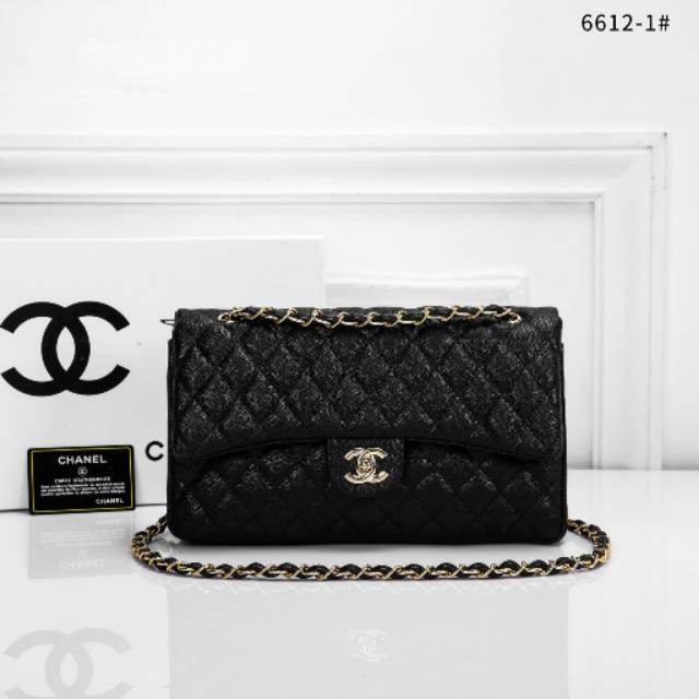 #6612-1#-18* CHANEL CLASSIC FLAP GHW CAVIAR WITH BOX