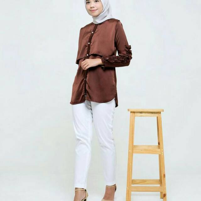Debby blouse - brown by comfortable hijab
